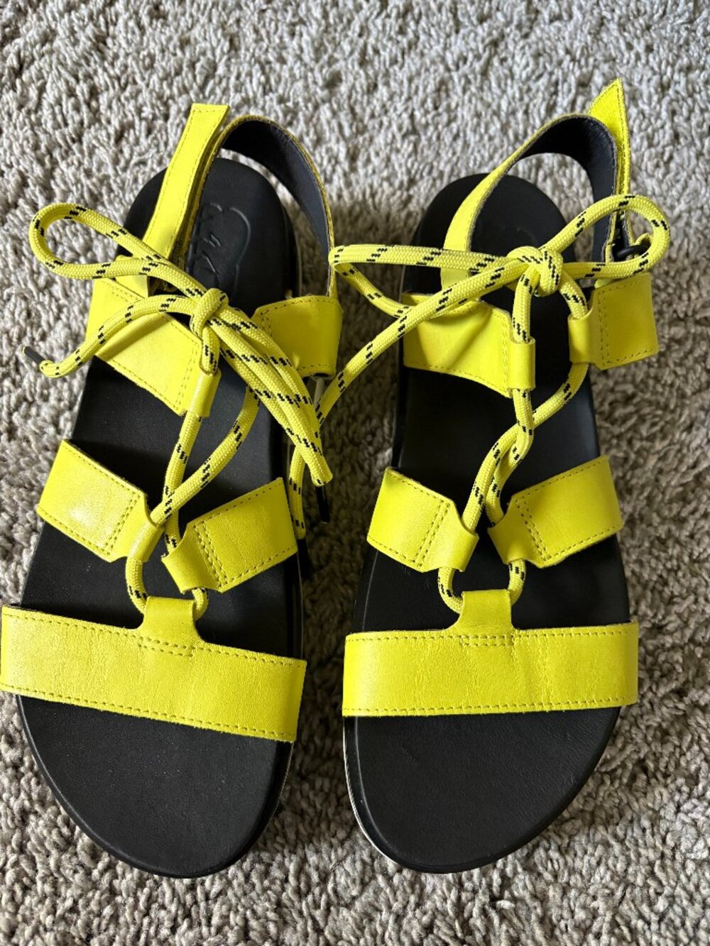 NWT Sorel Roaming Lace Sandals Womens - 9.5